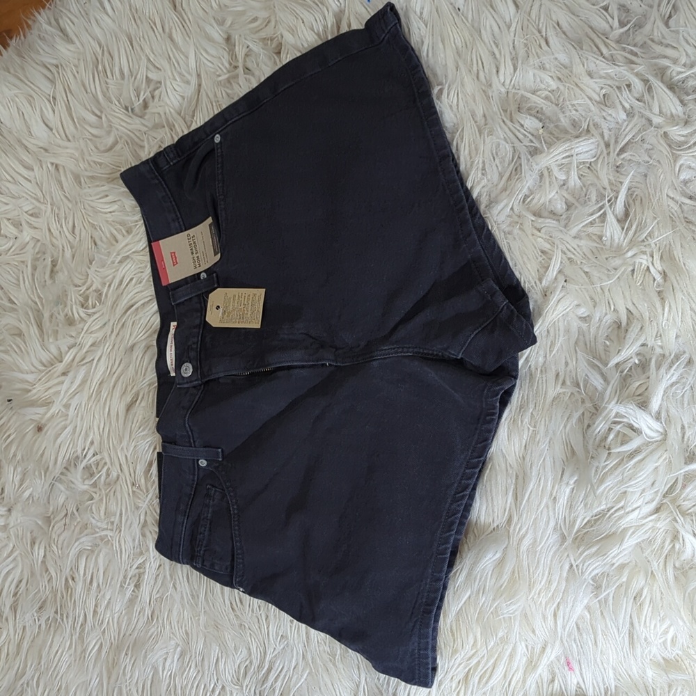 Levi's black jeans